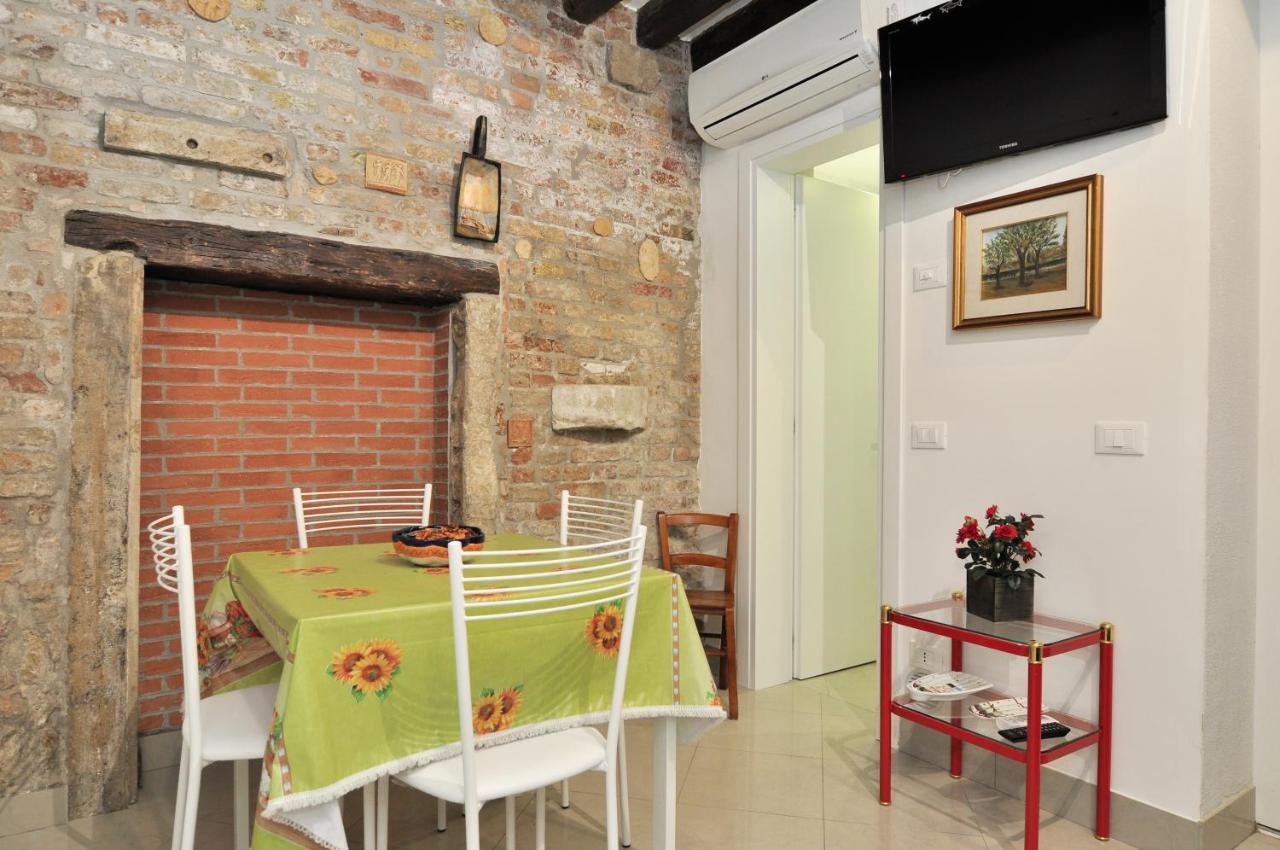 Cozy Apartment Near Rialto Bridge/ St.Mark Square Veneţia Exterior foto