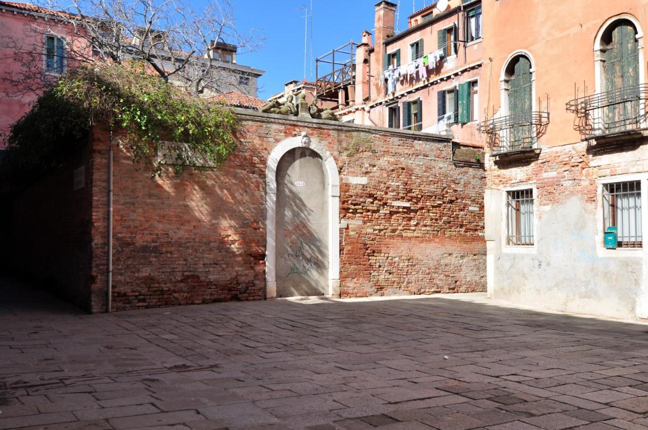 Cozy Apartment Near Rialto Bridge/ St.Mark Square Veneţia Exterior foto