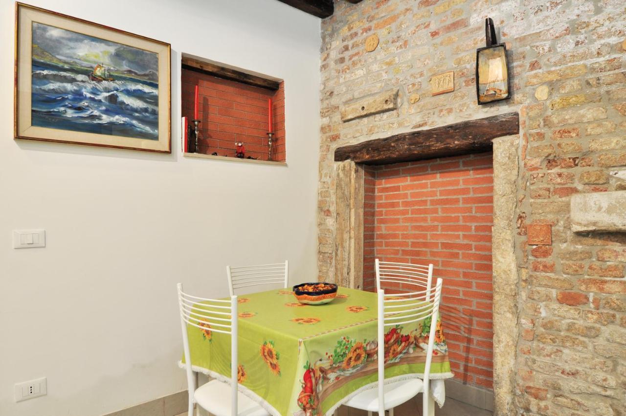 Cozy Apartment Near Rialto Bridge/ St.Mark Square Veneţia Exterior foto